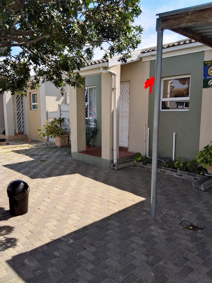 4 Bedroom Property for Sale in The Connifers Western Cape